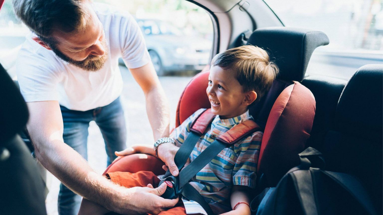 Was Du Beim Autofahren Mit Kind Beachten Solltest Papa Kompass