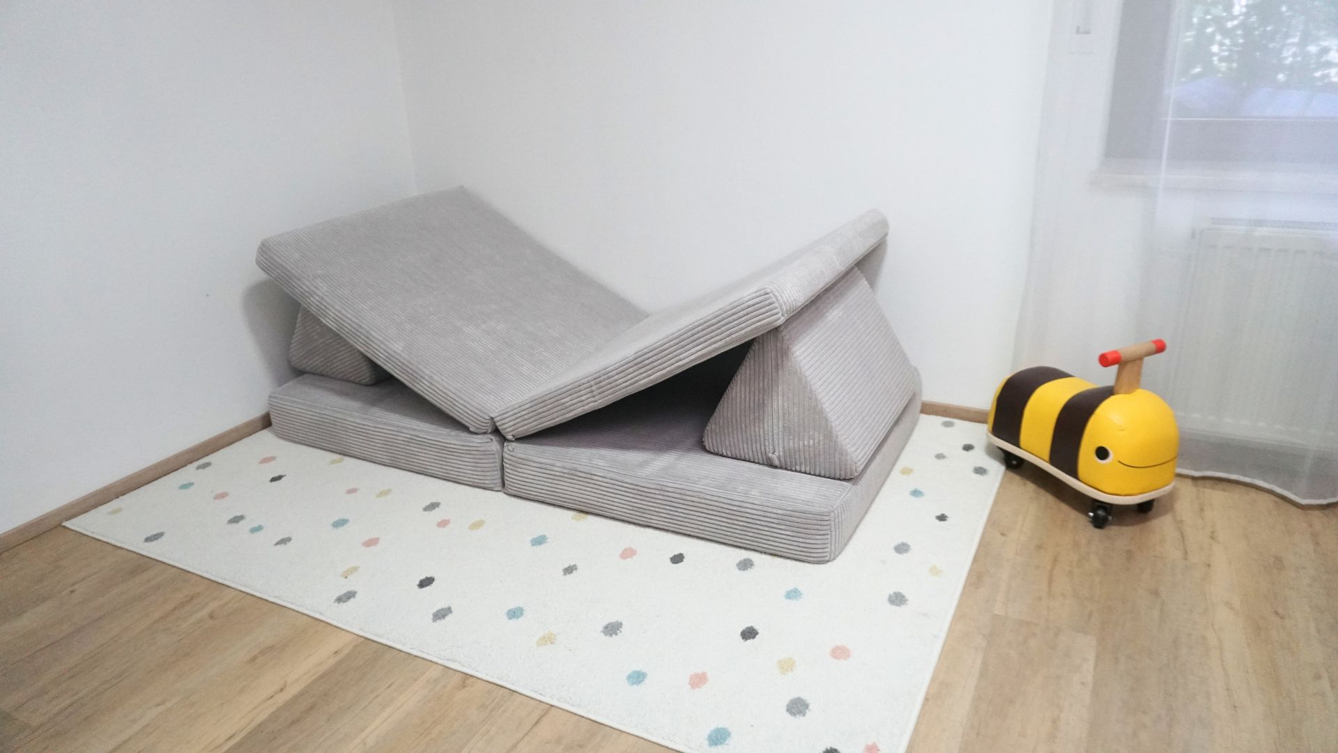 Funzy Spielsofa Liegewiese